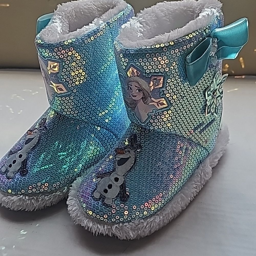 Disney Frozen little girls slip on slippers size 11-12